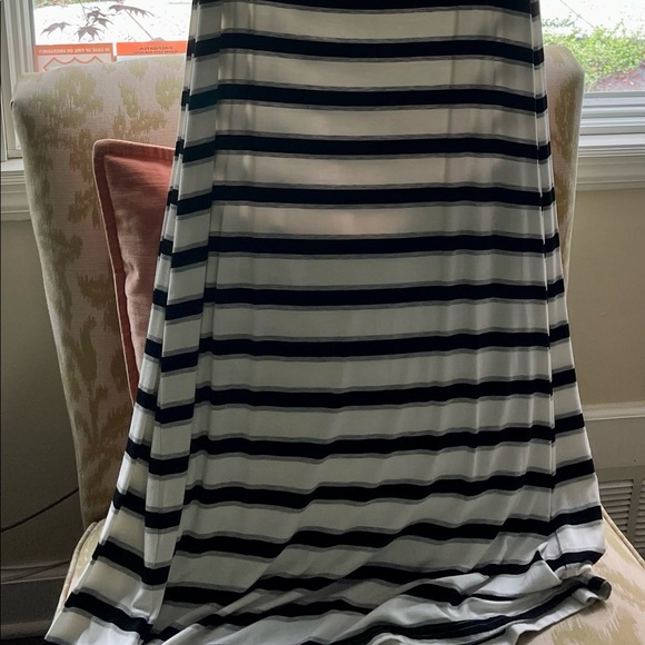 Women’s Remain Strapless Maxi Dress NEW Sz M - Picture 2 of 8